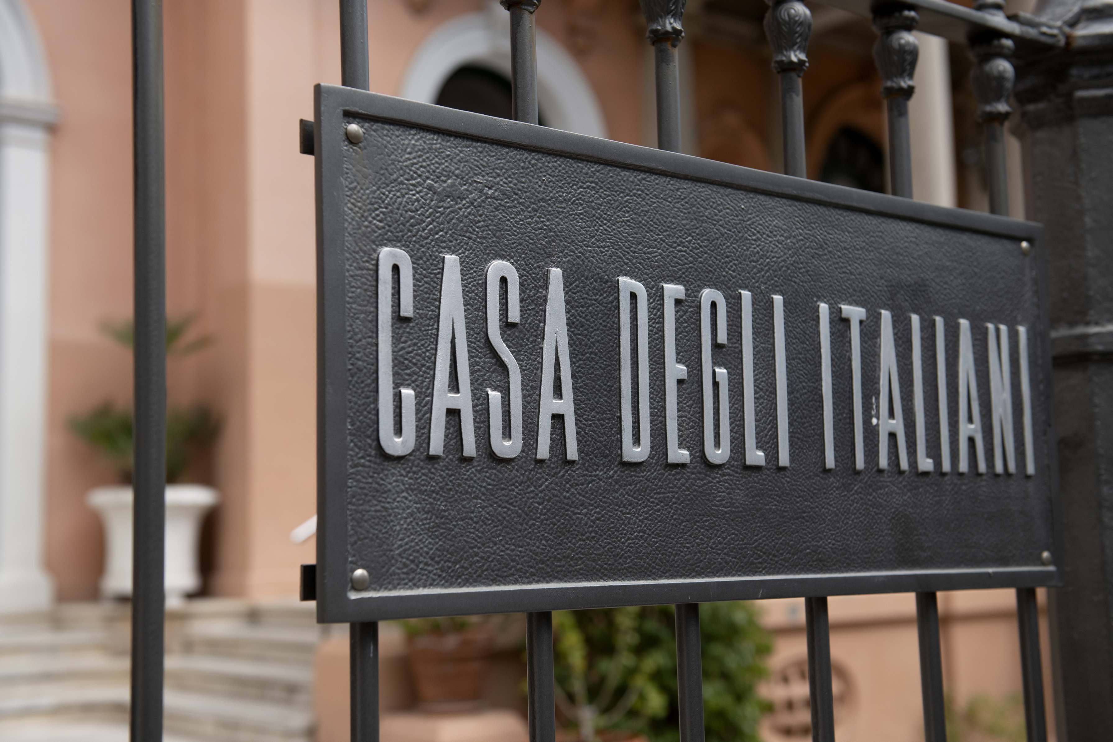 LA CASA DEGLI ITALIANI